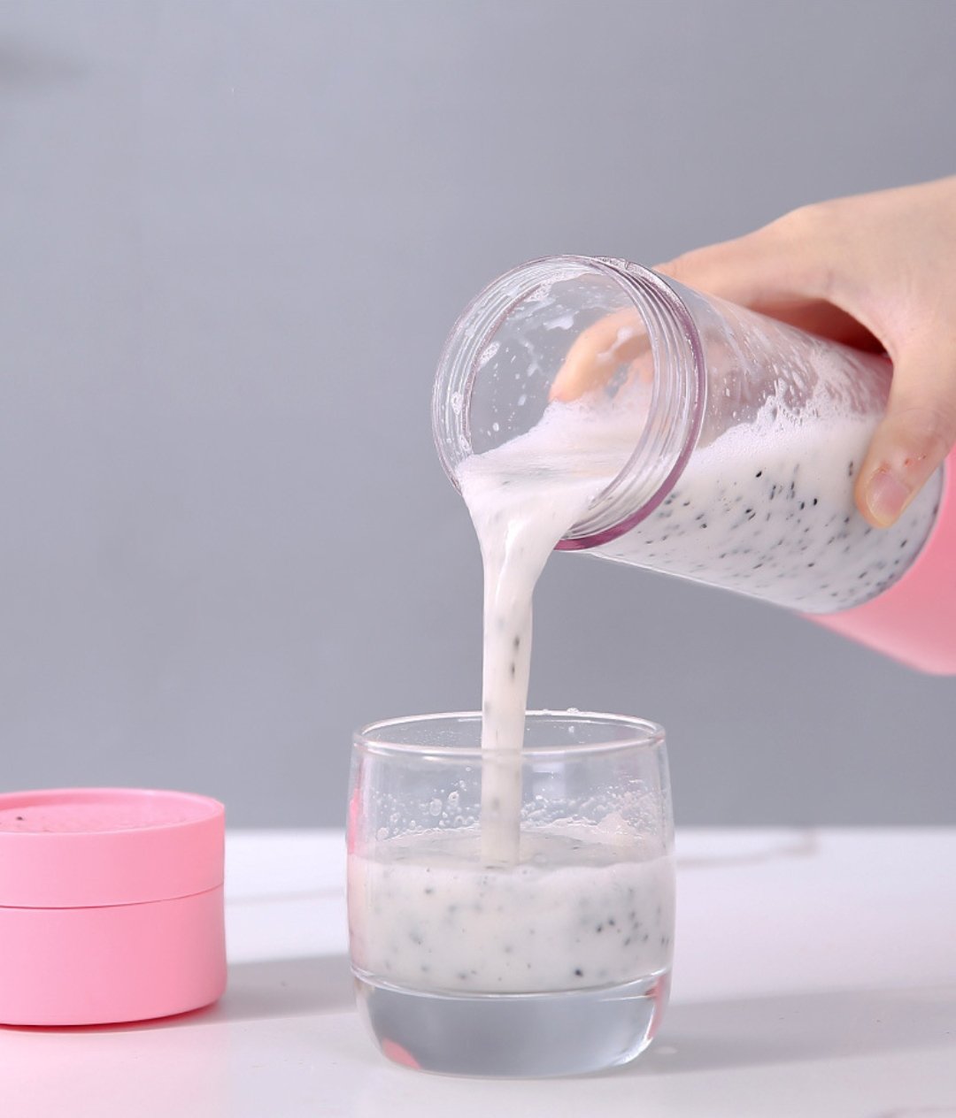 Portable Rechargeable Juicer and Blinder