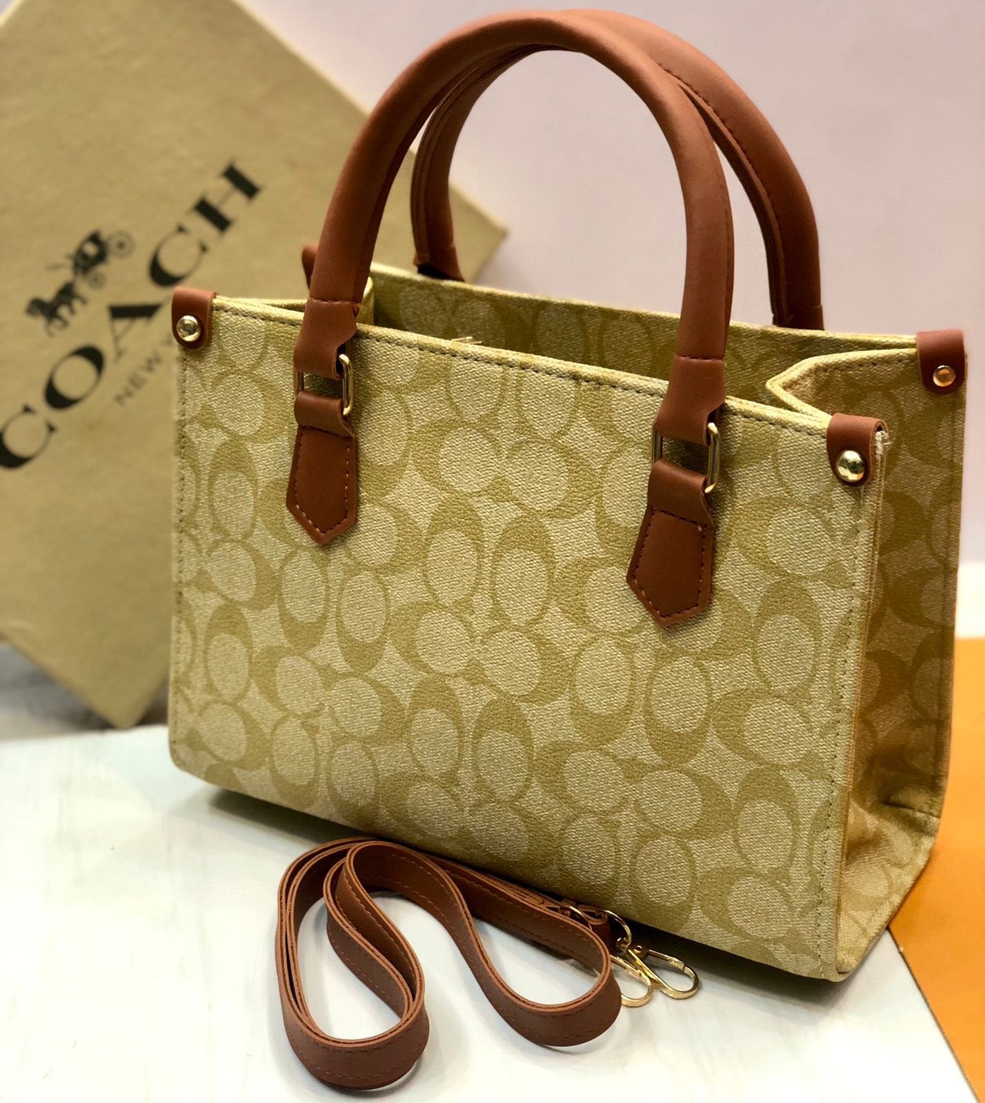 New Arrival Coach Womens Handbag With Long Belt &amp; Dustbag