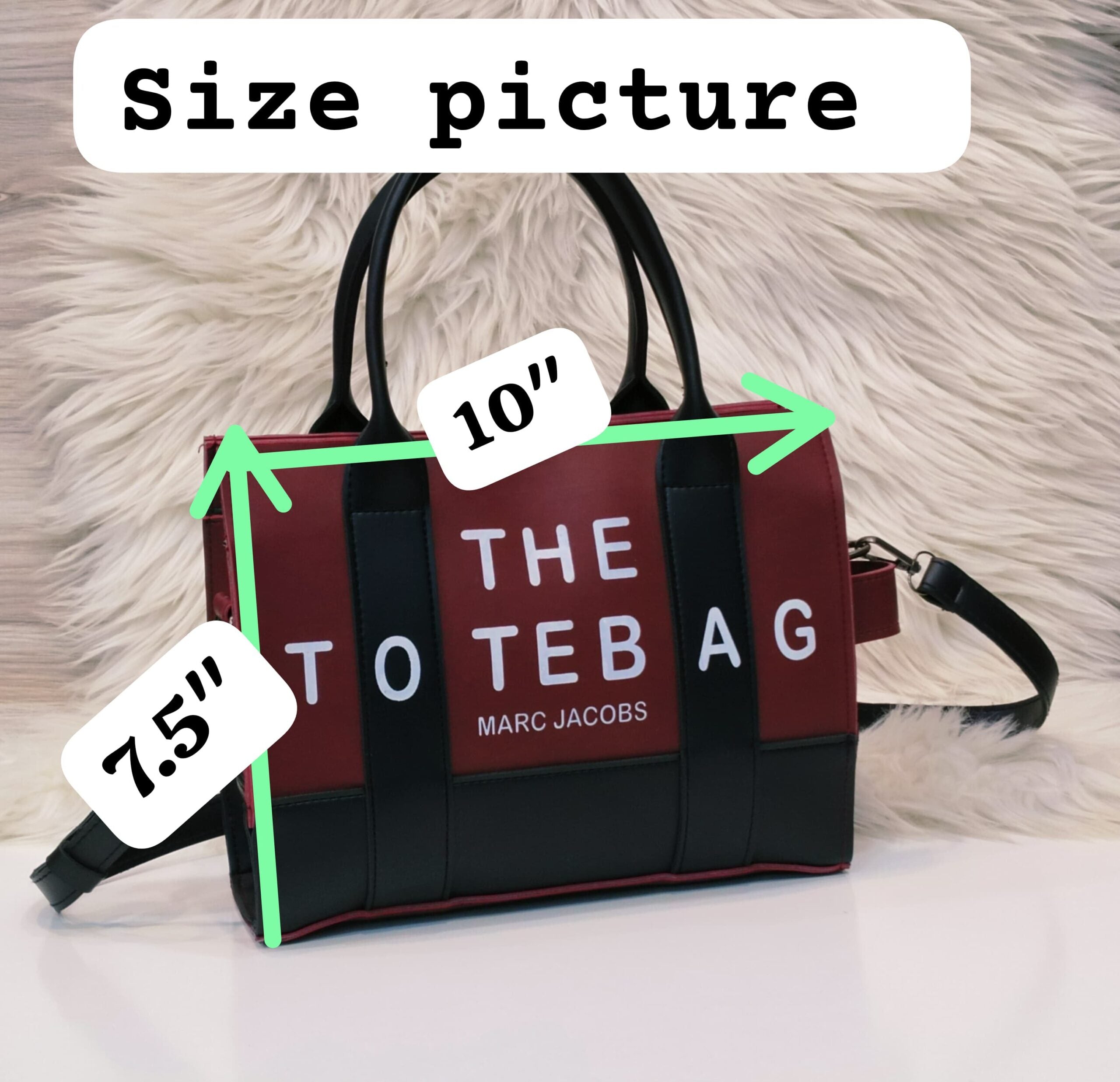 MARC JACOBS
THE TOTE BAG
Handbag PU leather with Long Belt